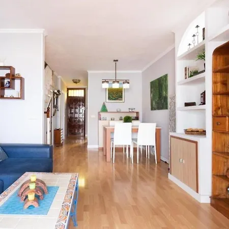 Сasa de vacaciones Ferienhaus Mit Balkon, Terrassen Und Gemeinschaftspool *